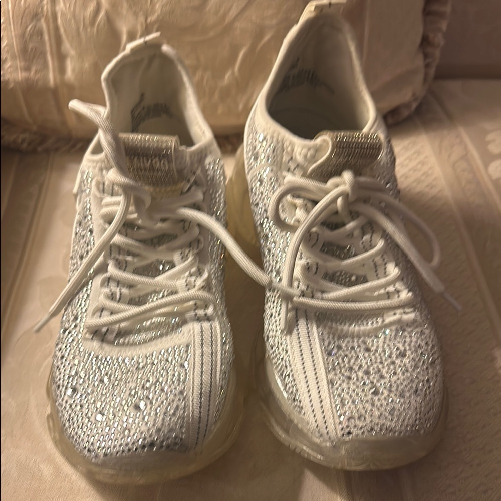 Steve Madden Sparkly Sneakers size 9